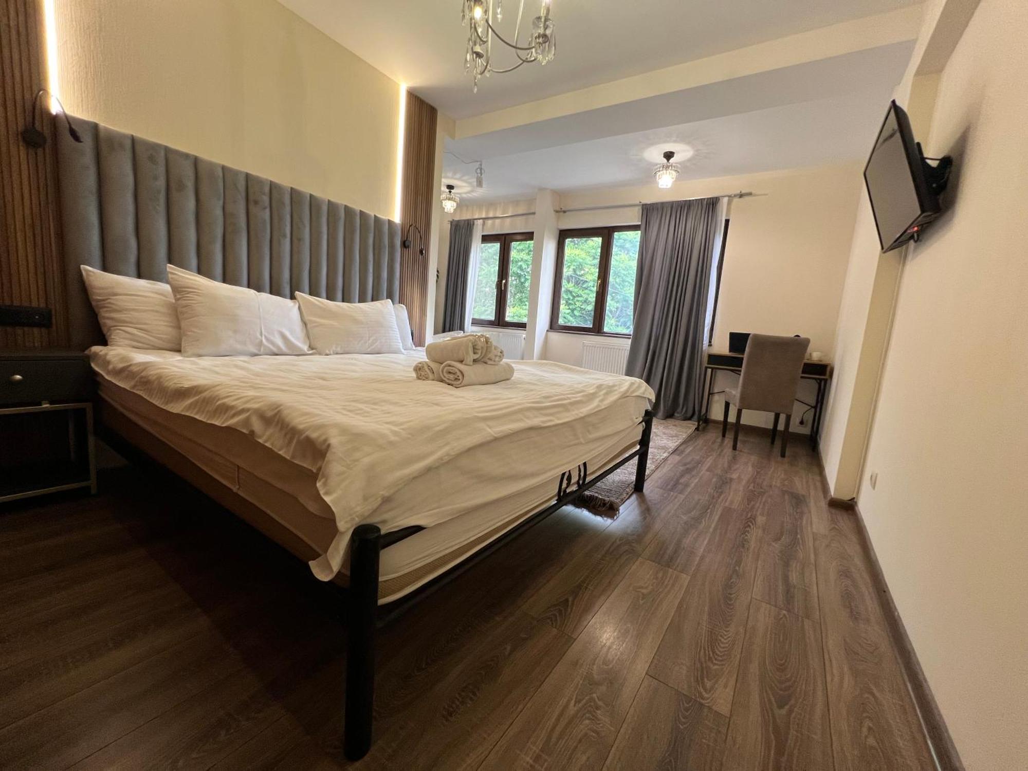 Wine Hills Hotell Tbilisi Exteriör bild