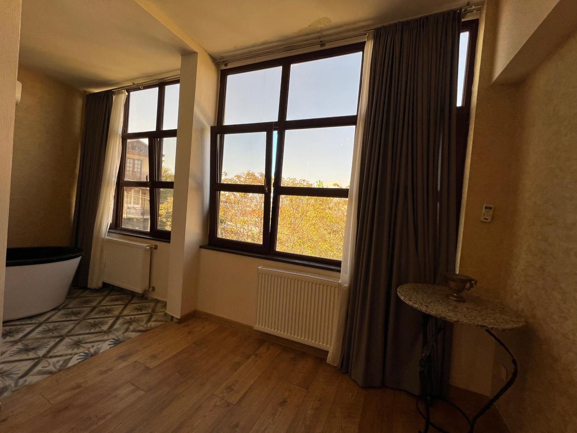 Wine Hills Hotell Tbilisi Exteriör bild