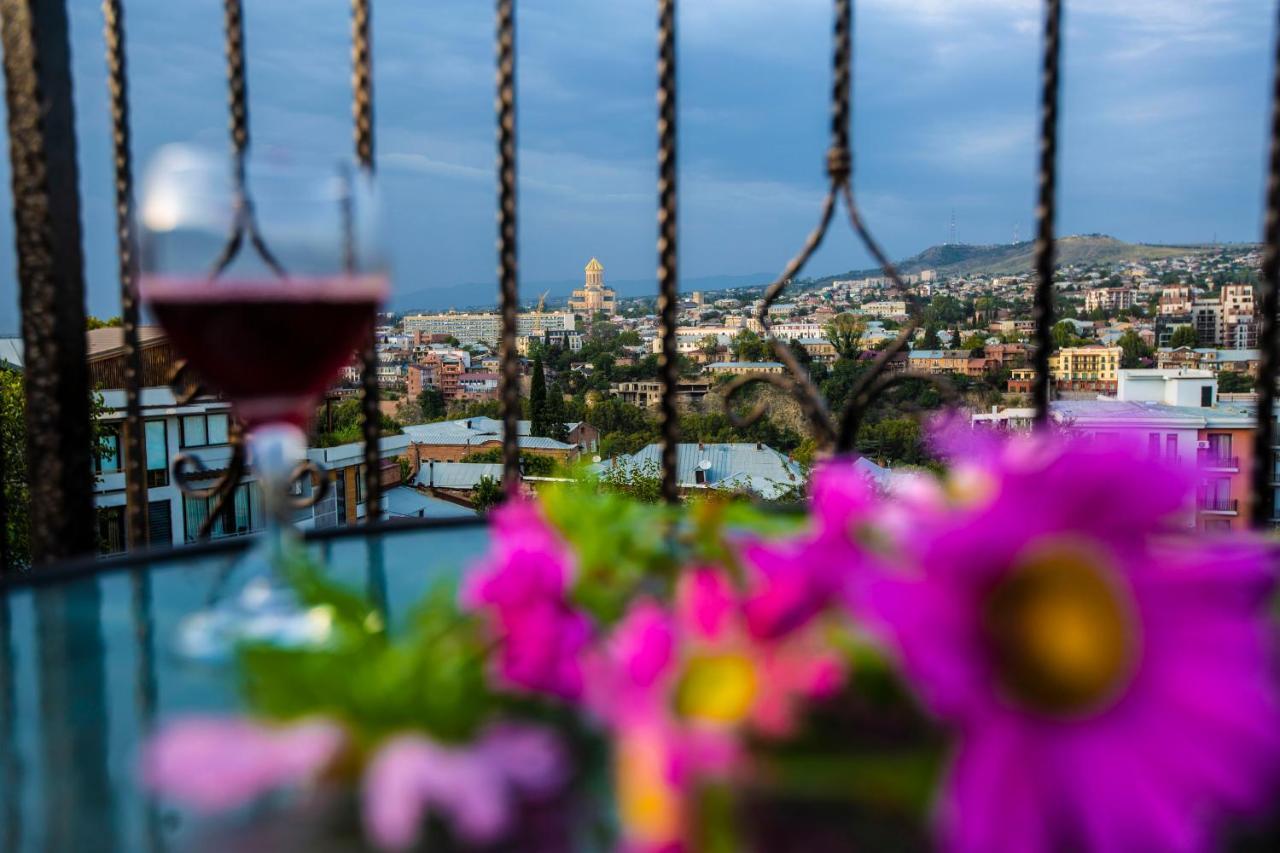 Wine Hills Hotell Tbilisi Exteriör bild