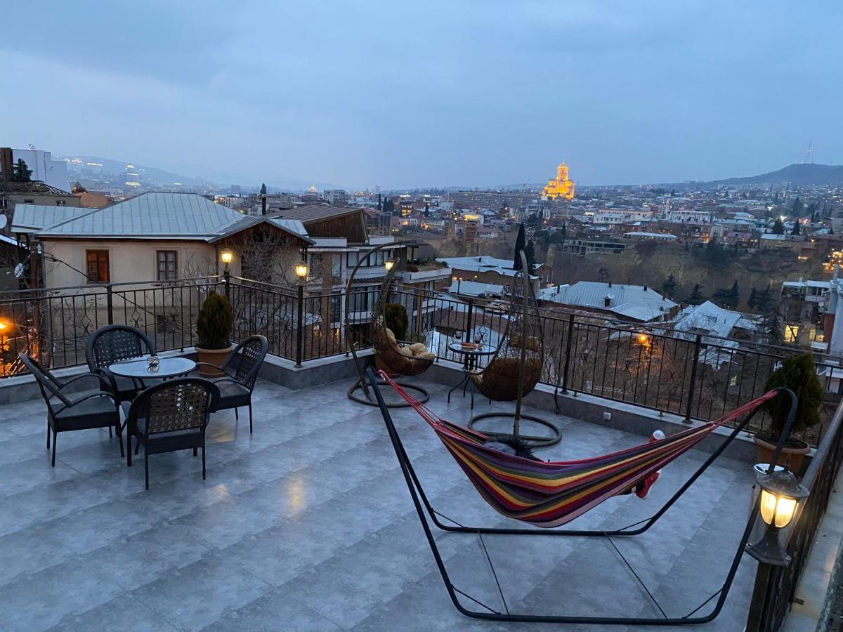 Wine Hills Hotell Tbilisi Exteriör bild